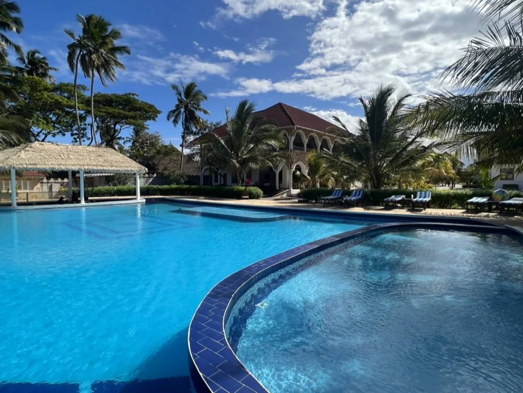 Sunny Palms Beach Resort