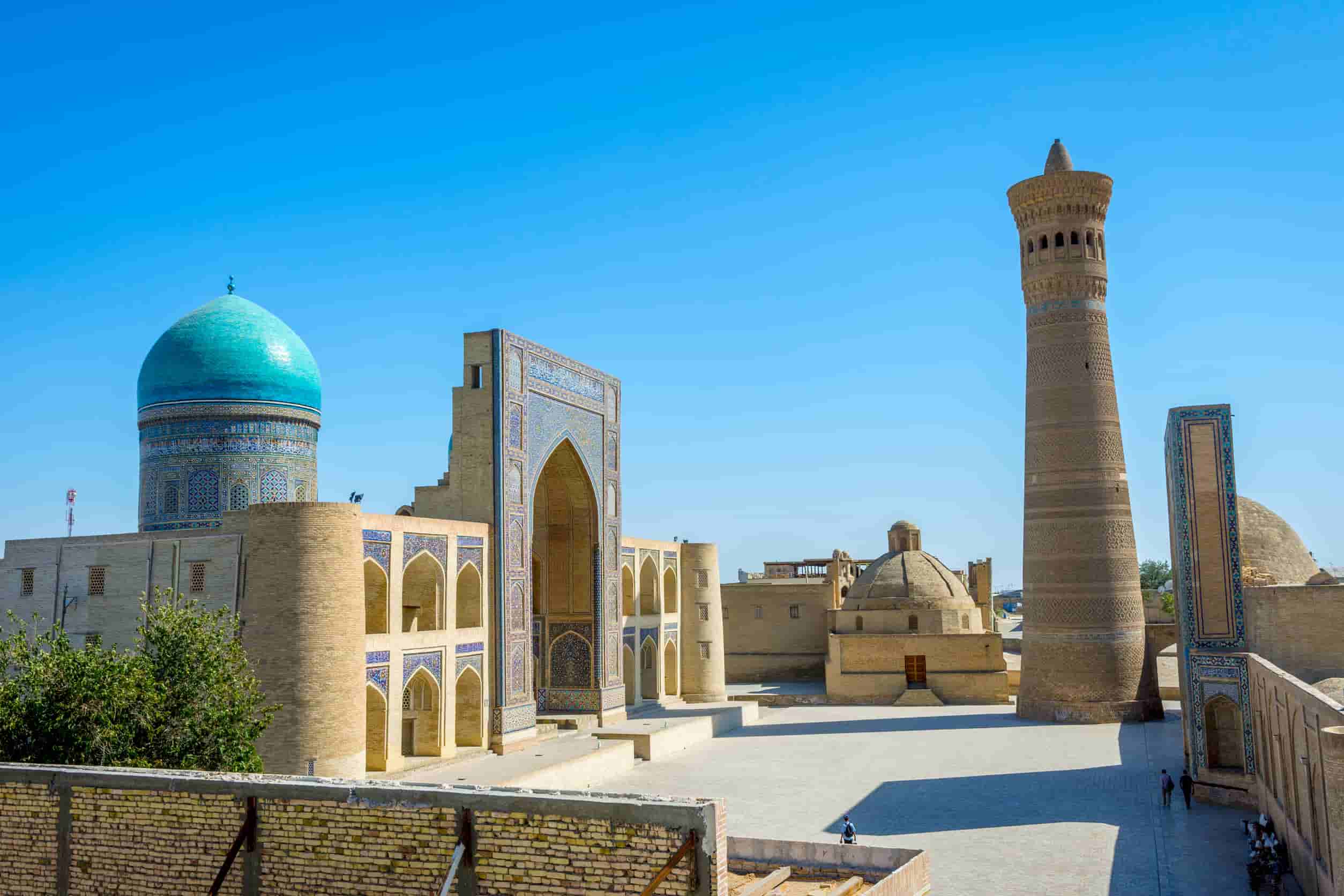 Kalyan minaret en Mir i moskee in Buchara